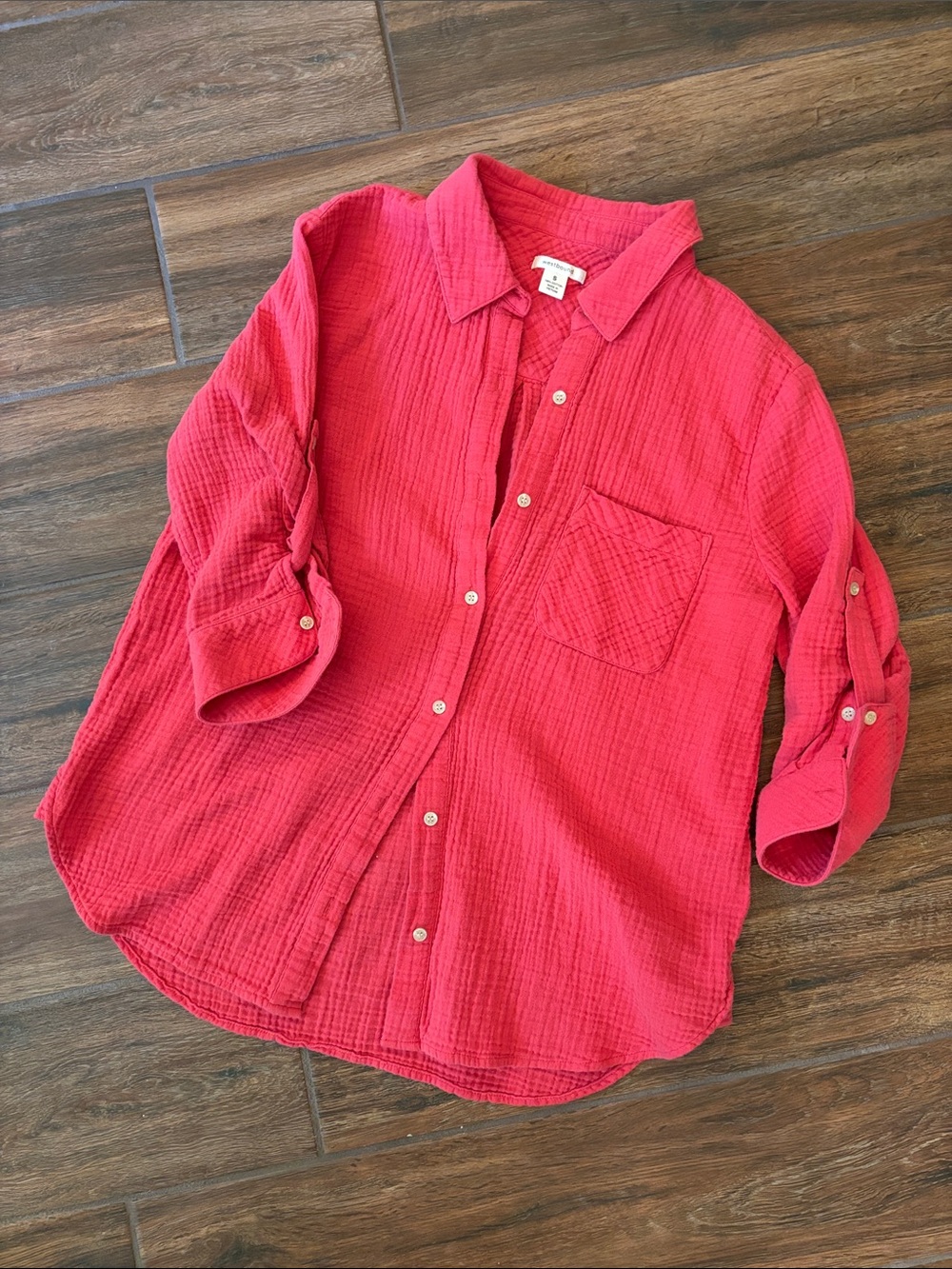 EUC Women’s Crinkle Gauze 3/4 Sleeve Shirt in Coral